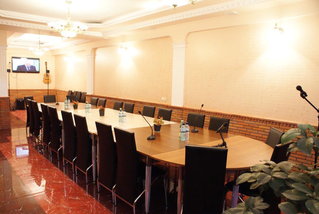 Marani Hotel Μπατούμι Εξωτερικό φωτογραφία