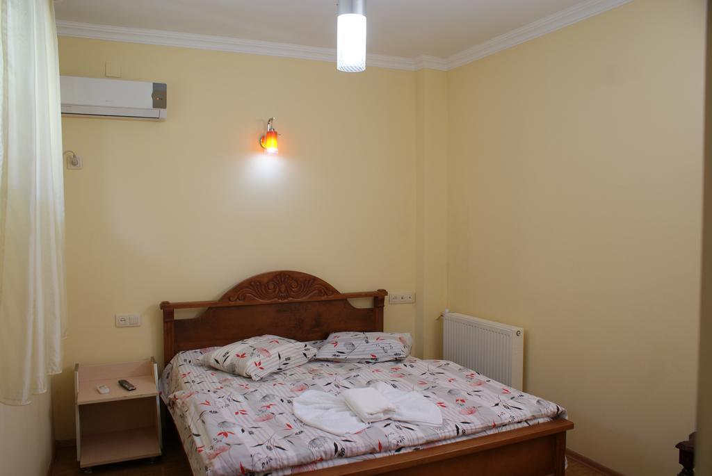 Marani Hotel Μπατούμι Δωμάτιο φωτογραφία